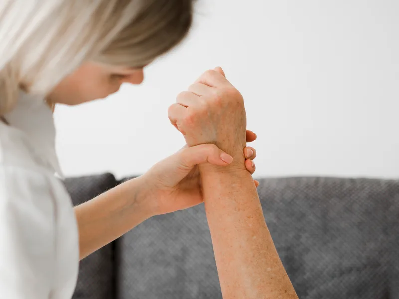 Chiropractic care for neuropathy at Prairie Star Chiropractic in Hudsonville