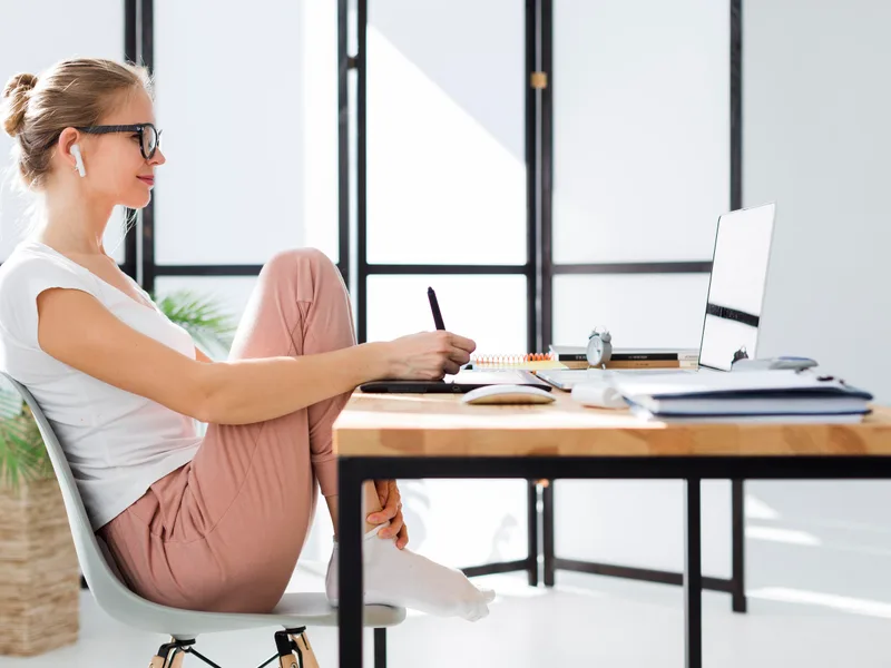 Prairie Star Chiropractic treating poor posture in Hudsonville